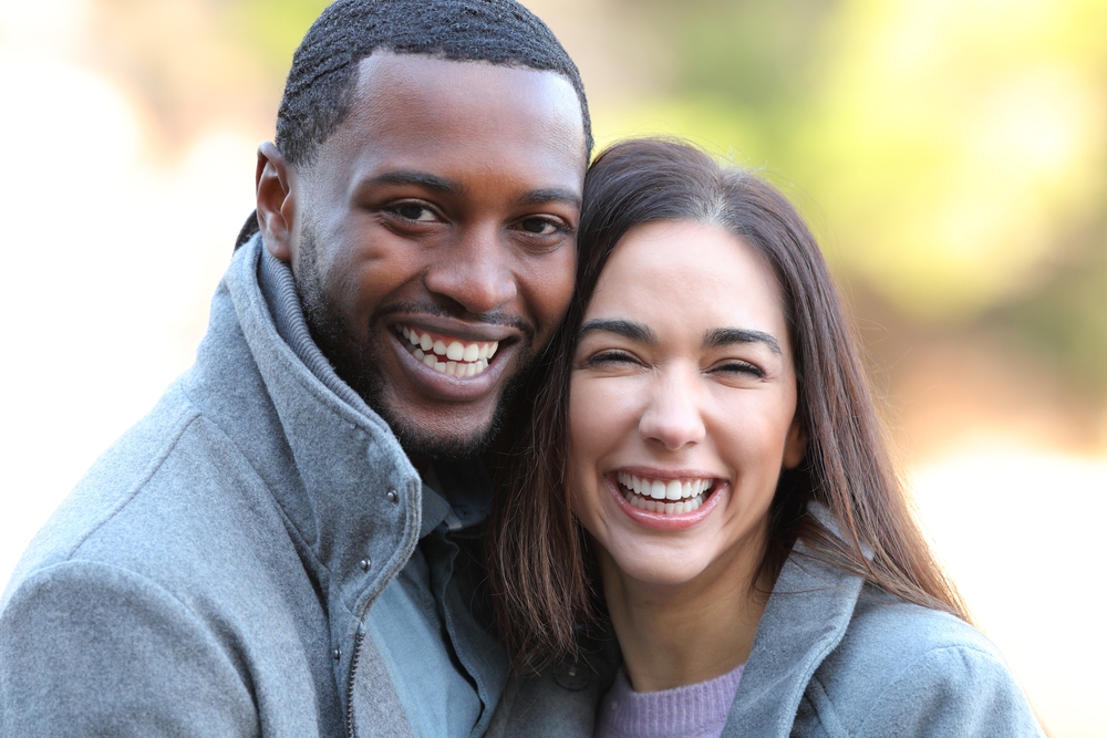 smiling couple a smiling couple